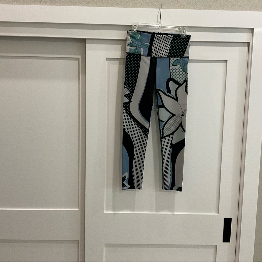 Noli Black & Teal Patterned Leggings